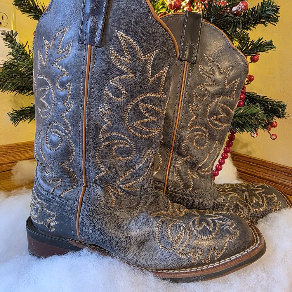 Laredo Ladies Ella Navy Embroidered Square Toe Western Boots 5676